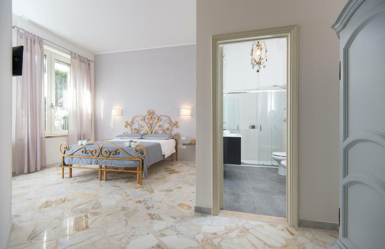 L'Angolo Di Oli' Lecce Buitenkant foto