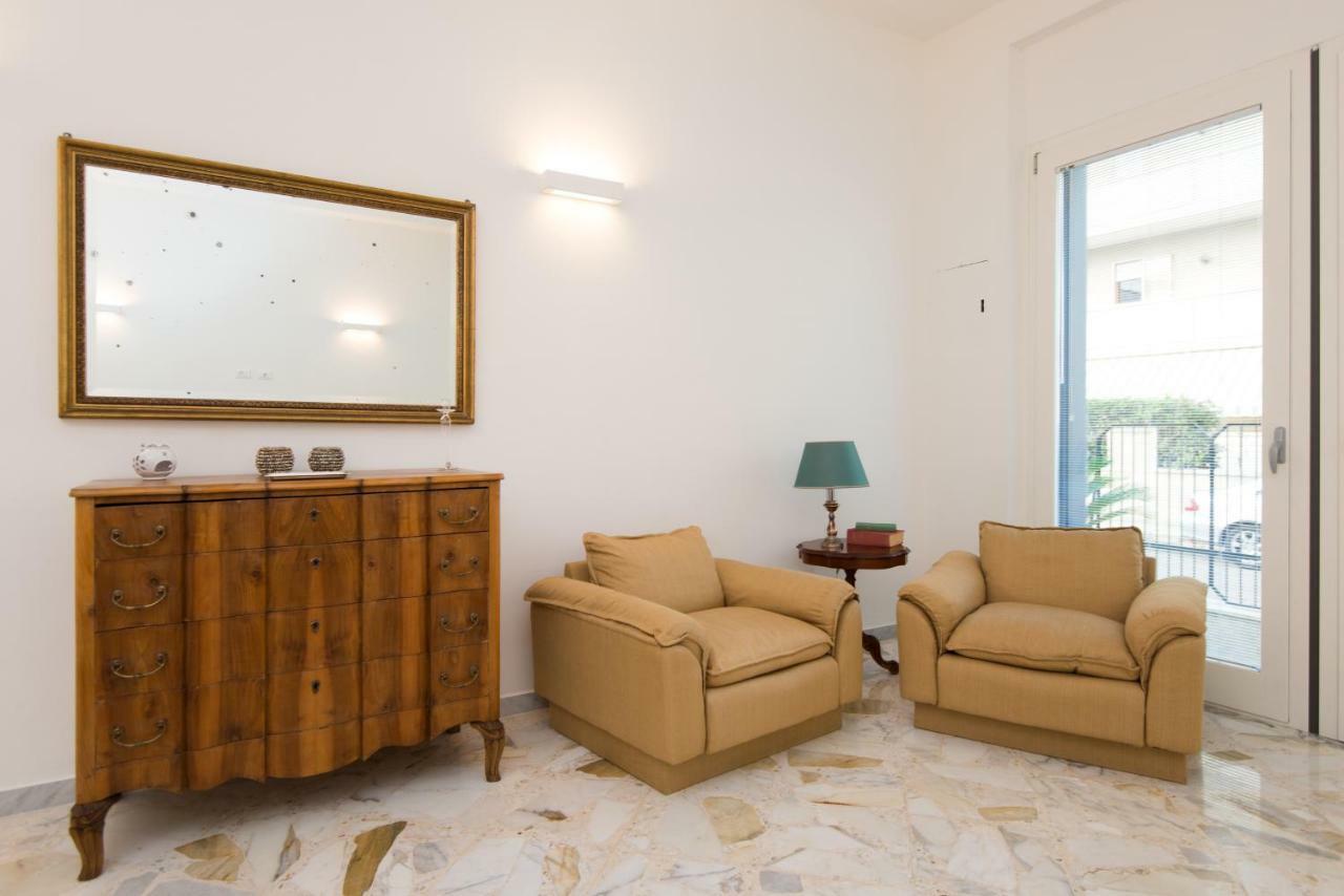 L'Angolo Di Oli' Lecce Buitenkant foto